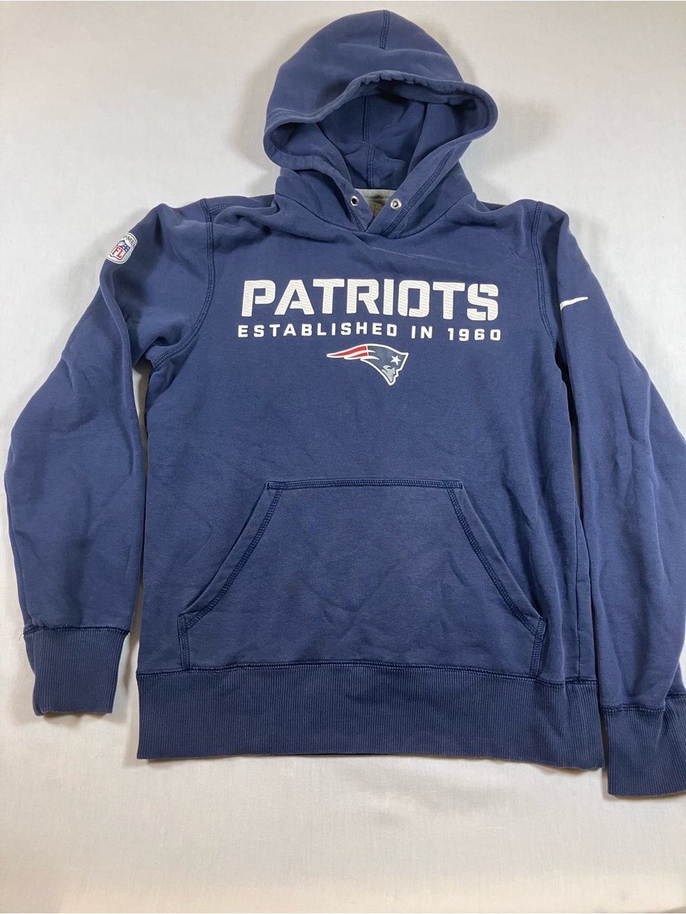 Nike Navy New England Patriots Pullover Hoodie with Team Logo